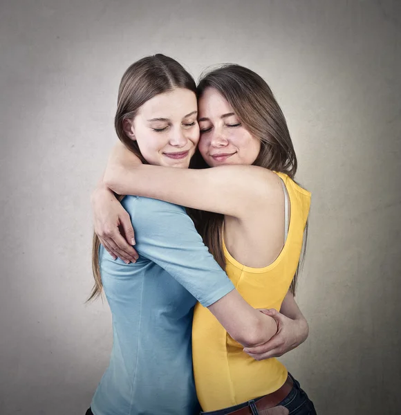 Two friends in a tender hug — Stock Photo, Image