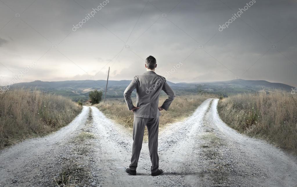 12 Dos caminos muy diferentes al banco