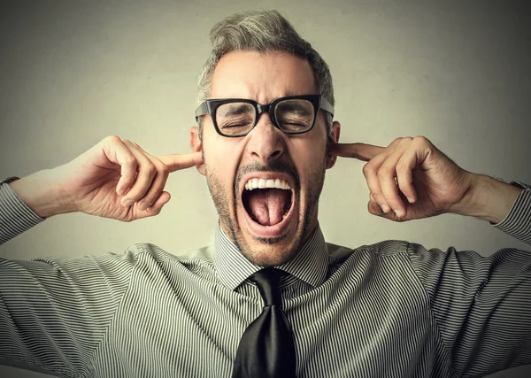 злой человек умный