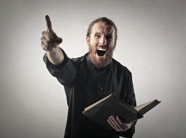 Screaming priest — Stock Photo, Image