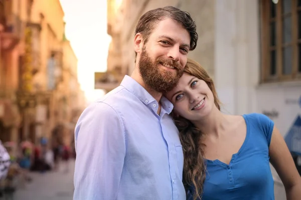 Casal na rua — Fotografia de Stock