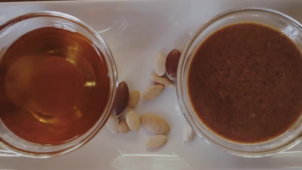 Bols Verre Huile Argan Pure Authentique Miel Argan Amlou Traditionnel — Video