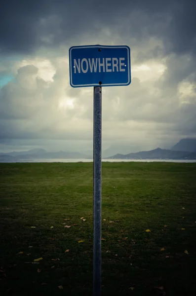 Conceptual Nowhere Sign — Stock Photo, Image