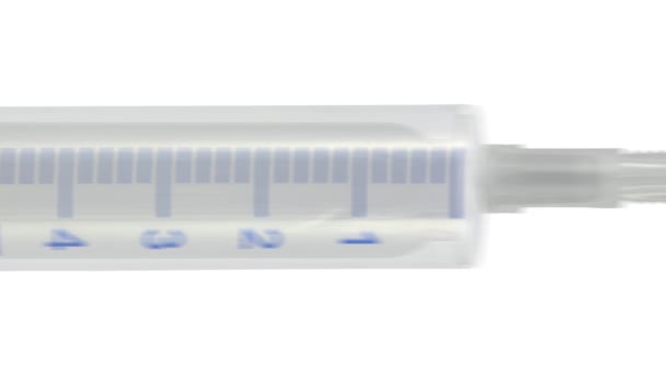 从Covid 19或Coronavirus疫苗中注入注射器 在白色背景下循环 — 图库视频影像
