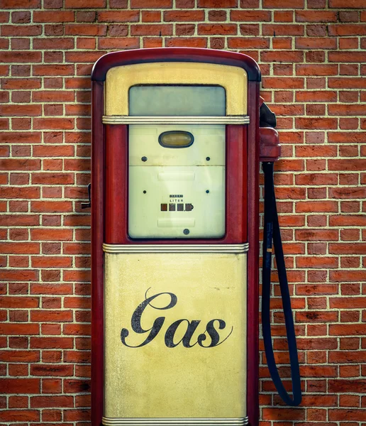Retro Vintage benzyny pompy — Zdjęcie stockowe