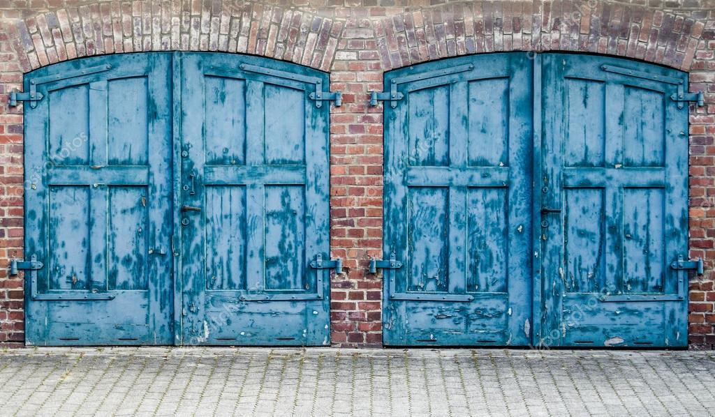 Rustic Heavy Wooden Doors — Stock Photo © mrdoomits 60907677