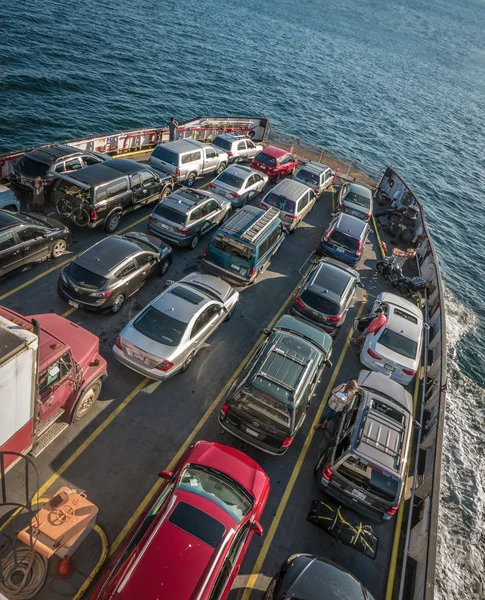 Trafik på en färja — Stockfoto