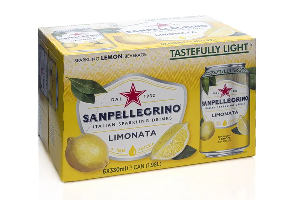 Swindon Reino Unido Junho 2021 Caixa Latas San Pellegrino Limonata — Fotografia de Stock