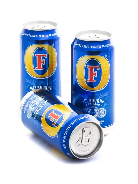 Três latas de cerveja de Foster — Fotografia de Stock