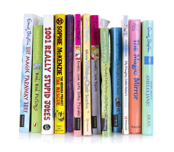 Çocuk kitapları koleksiyonu — Stok fotoğraf