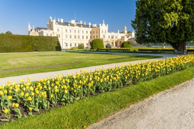 Lednice Palace bahçeli