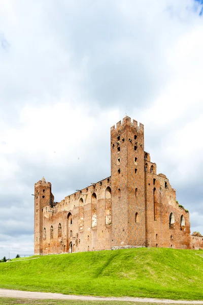 Zřícenina hradu v Radzyn Chelminski, Kujavsko-Přední Pomořansko — Stock fotografie