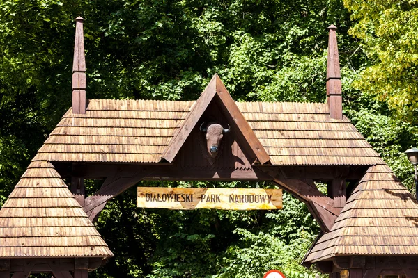 Cancello del parco nazionale di Bialowieski, Voivodato di Podlaskie — Foto Stock