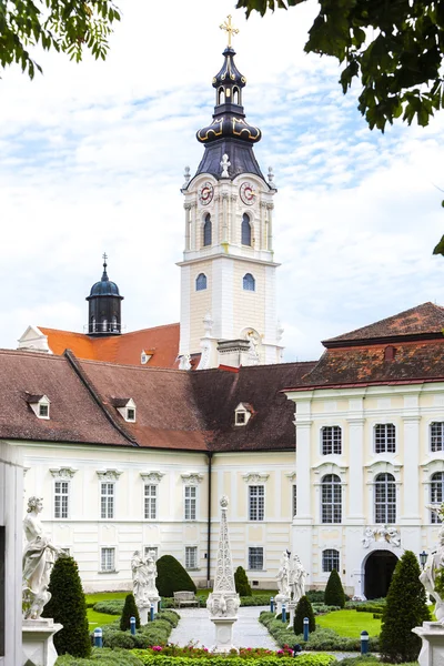 Monastero benedettino con giardino ad Altenburg, Bassa Austria — Foto Stock