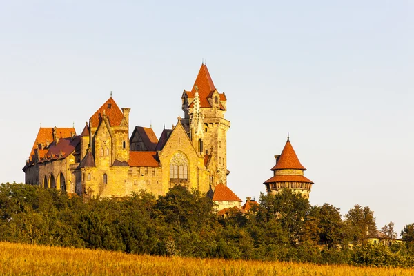 Kreuzenstein slott, Fäll ned Österrike — Stockfoto