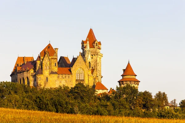 Hrad Kreuzenstein, Dolní Rakousko — Stock fotografie