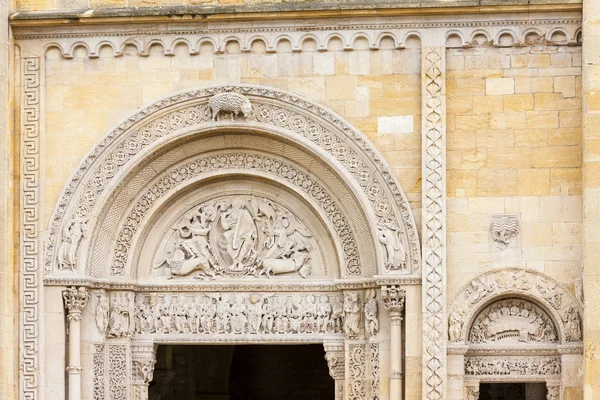 Charlieu abbey, Department Loire, Rhone-Alpes, France — Stock Photo, Image
