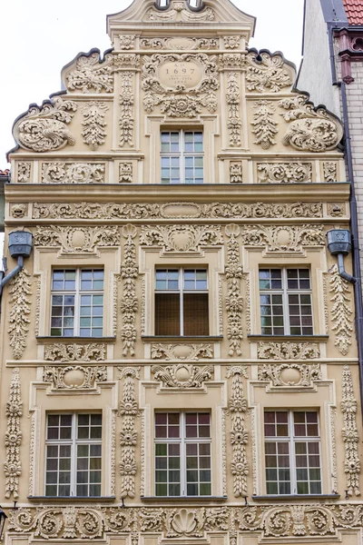 Huis onder ster, Old Town Square, Torun — Stockfoto