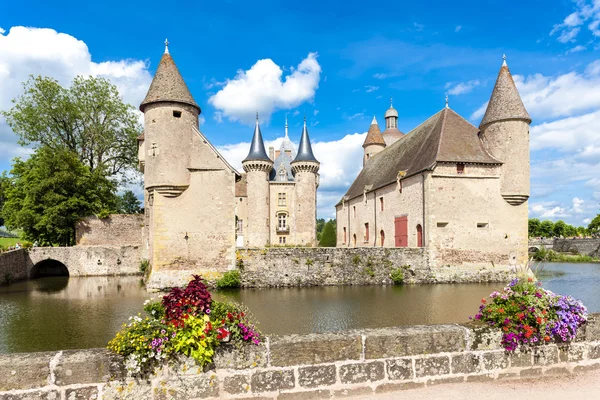 Chateau de la clayette, weinrot — Stockfoto