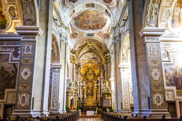 Interiér kostela, augustiniánského kláštera Klosterneuburg — Stock fotografie