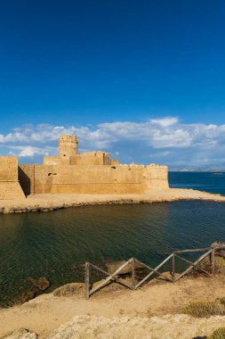 Isola di Capo Rizzuto Kalesi, Crotone ili, Calabria, İtalya