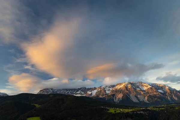 Dachsteinský Masiv Při Západu Slunce Štýrsko Rakousko — Stock fotografie