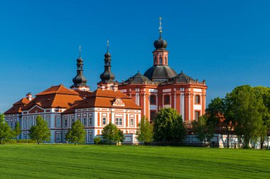 Batı Bohemya 'daki Marianska Tynice Kilisesi, Çek Cumhuriyeti