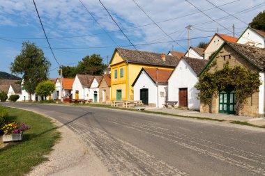 Villanykovesd, Villany, Macaristan 'daki şarap mahzenleri