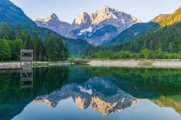 Jezioro Góry Pobliżu Miejscowości Kranjska Góra Parku Narodowym Triglav Słowenia — Zdjęcie stockowe