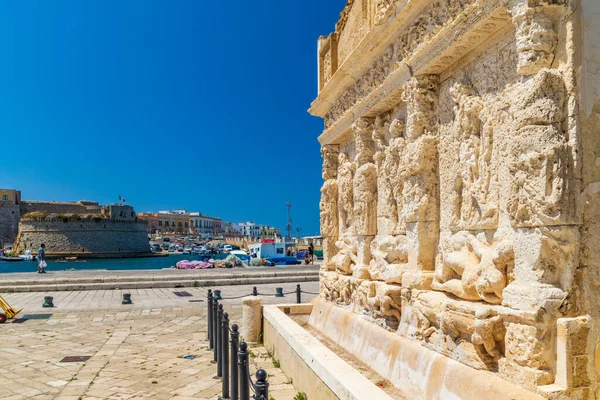 Greca Fontána Starém Městě Gallipoli Lecce Apulia Itálie — Stock fotografie