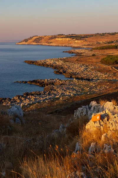 Tájkép Közelében Torre Sant Emiliano Otranto Salento Partján Apulia Régió — Stock Fotó