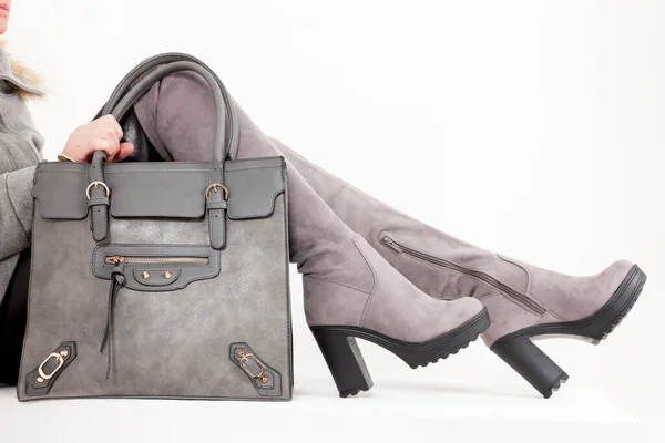 Bottes Grises Pour Femmes Avec Sac Main — Photo