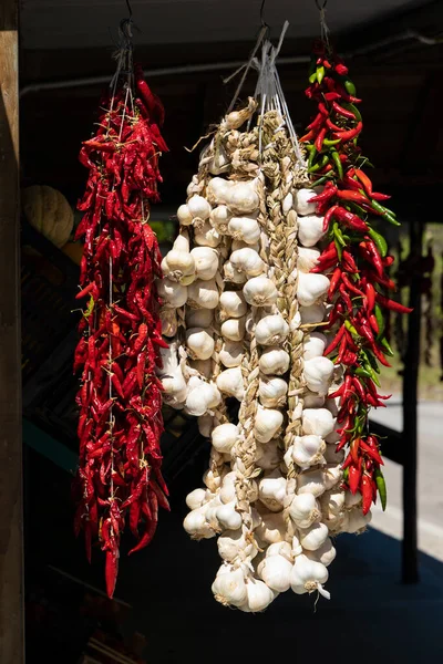 Different Kinds Hanging Chili Peppers Garlic Apulia Italy — Stock Photo, Image