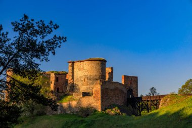 Çek Cumhuriyeti, Merkez Bohemya 'daki Krakovec şatosunun kalıntıları