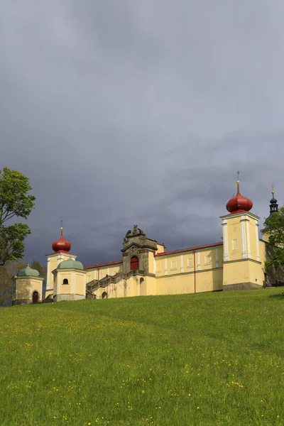 Monasterio Madre Dios Hedec Bohemia Oriental República Checa — Foto de Stock