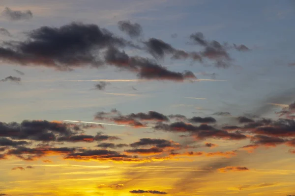 Тучи Закате Зимой — стоковое фото