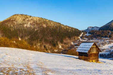 Sidirovo tepesi Vlkolinec köyü UNESCO alanı, Velka Fatra dağları, Slovakya