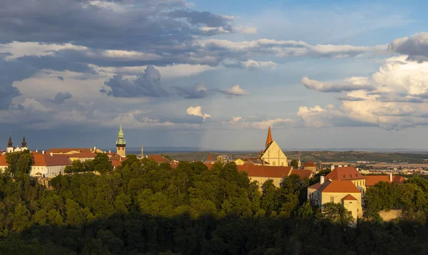 Місто Зножмо Чеська Республіка — стокове фото