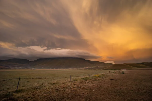 Krajina Blízkosti Vesnice Castelluccio Národním Parku Monte Sibillini Umbrie Itálie — Stock fotografie