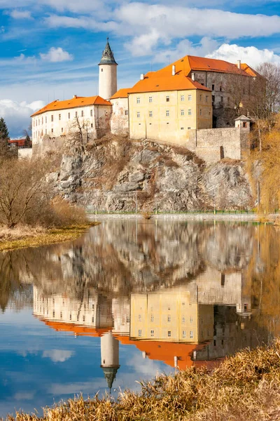 Ledec Nad Sazavou Vár Közép Csehországban — Stock Fotó