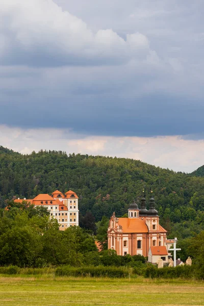 Vár Templom Valec Nyugat Csehország — Stock Fotó