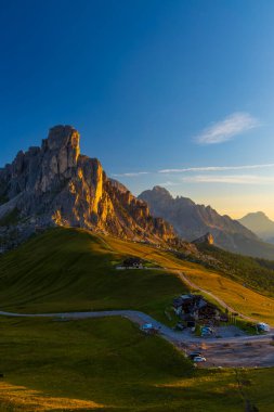 Dolomites, İtalya 'da Passo Giau yakınlarındaki manzara