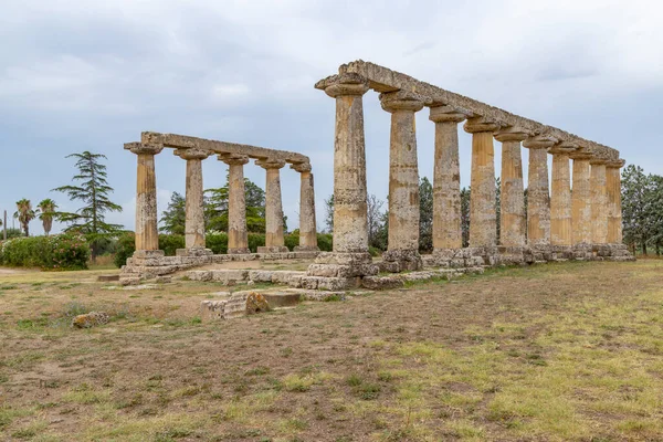 Hera Tapınağı M.Ö. 6. yüzyıldan, arkeolojik bölge Bernalda, İtalya