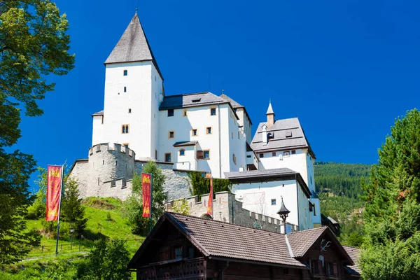 Замок Маутерндорф Тамсвег Зальцбургская Область Австрия — стоковое фото