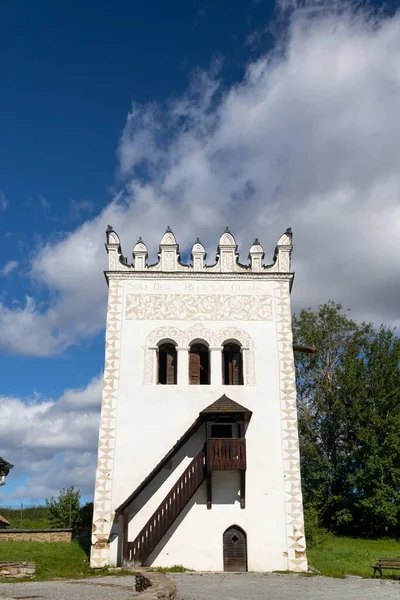 Spiska Bela Slovakya Yakınlarındaki Strazky Çan Kulesi — Stok fotoğraf