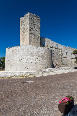 Monte Santangelo 'daki Kale, Puglia, İtalya