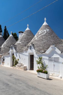 Trulli evleri Alberobello 'da, UNESCO sitesi, Apulia bölgesi, İtalya