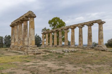 Hera Tapınağı M.Ö. 6. yüzyıldan, arkeolojik bölge Bernalda, İtalya