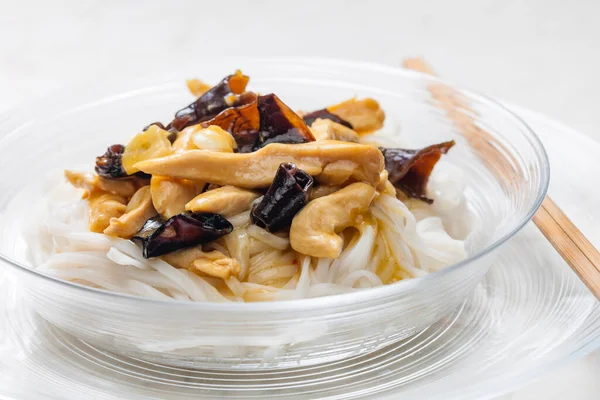Rice Noodles Chicken Meat Mushroom — Stock Photo, Image