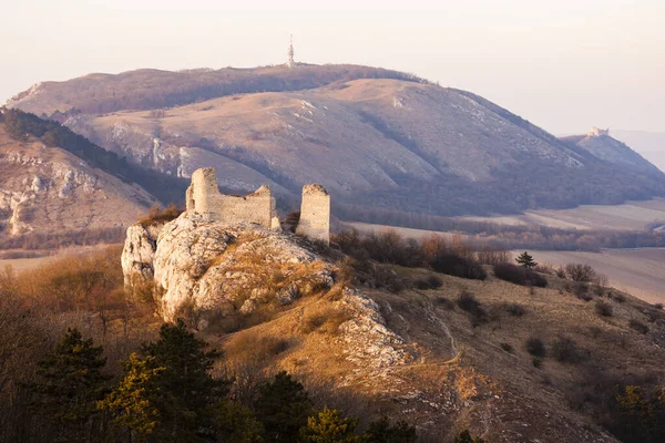 Rovine Sirotci Hradek Rovine Devicky Nella Regione Palava Moravia Meridionale — Foto Stock